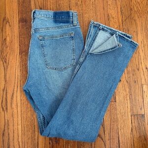 Women’s Abercrombie & Fitch The Skinny High Rise vent hem Jeans